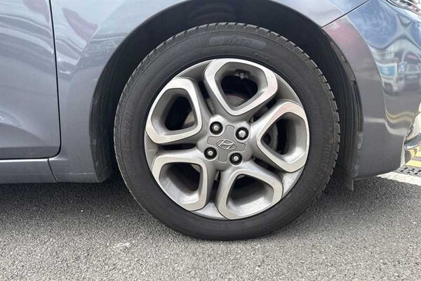 Used Hyundai i20 2019 for sale - 76044583: Photo 11