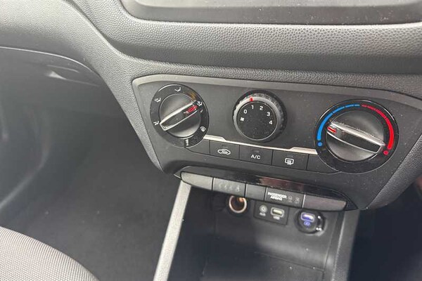 Used Hyundai i20 2019 for sale - 76044583: Photo 15