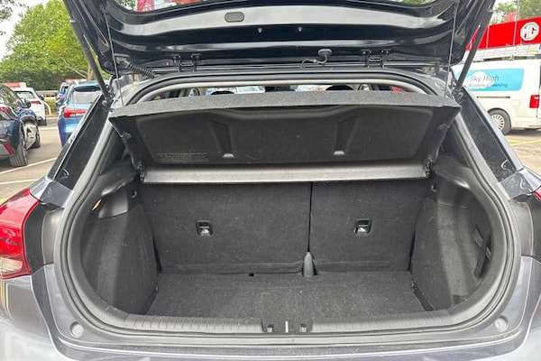 Used Hyundai i20 2019 for sale - 76044583: Photo 25