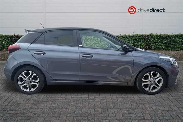 Used Hyundai i20 2019 for sale - 76044583: Photo 2