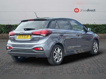 Used Hyundai i20 2019 for sale - 76044583: Photo 3