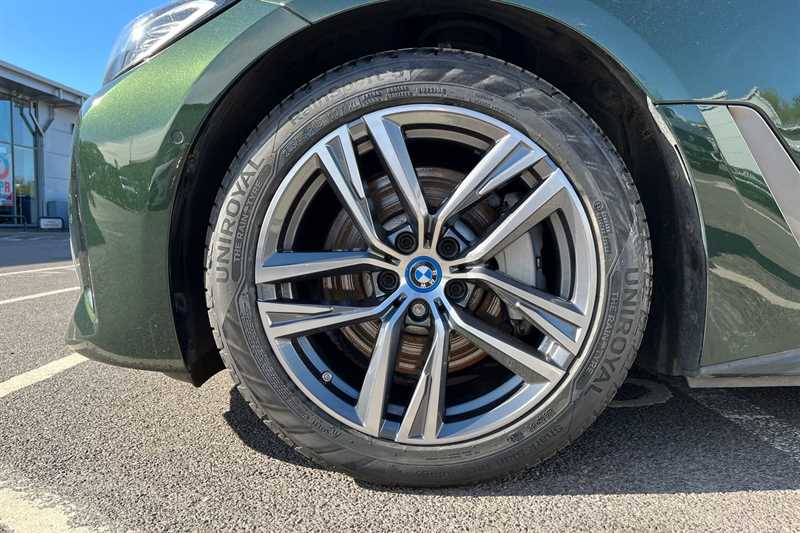 Used BMW i4 2024 for sale - 76733311: Photo 9