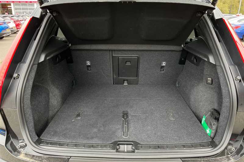 Used Volvo XC40 2024 for sale - 76756818: Photo 25