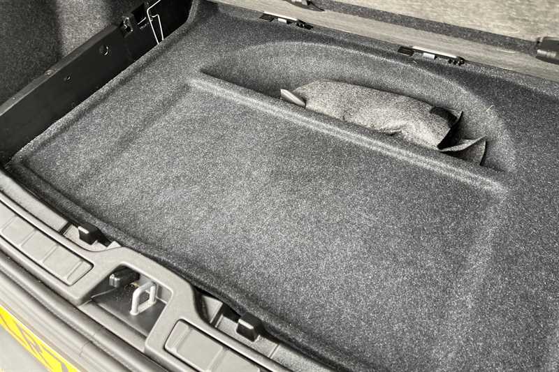 Used Volvo XC40 2024 for sale - 76756818: Photo 37