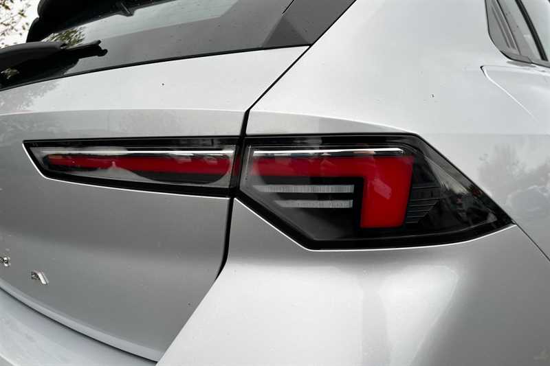 Used Vauxhall Astra 2022 for sale - 76524696: Photo 32