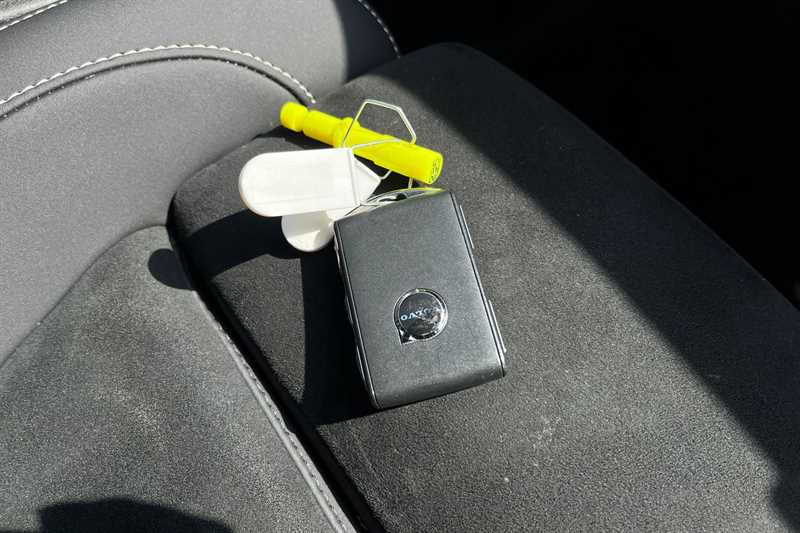 Used Volvo XC40 2025 for sale - 76530384: Photo 36