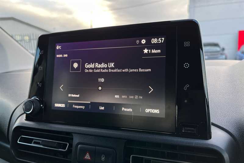 Used Vauxhall Combo Life 2019 for sale - 76929439: Photo 17