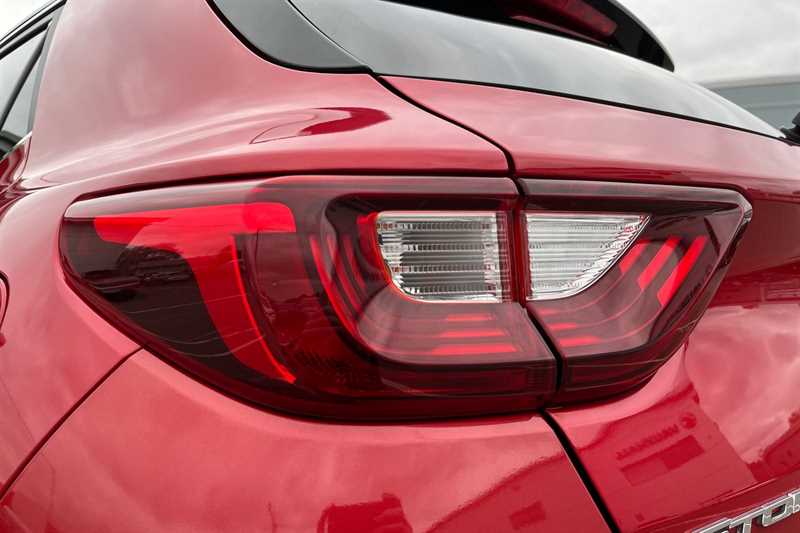 Used Kia Stonic 2018 for sale - 76443896: Photo 31