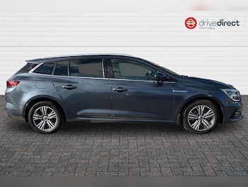 Used Renault Megane 2022 for sale - 76791126: Photo