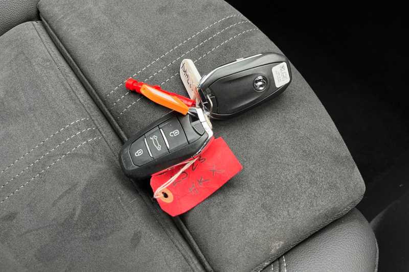 Used Vauxhall Crossland 2023 for sale - 76955583: Photo 36