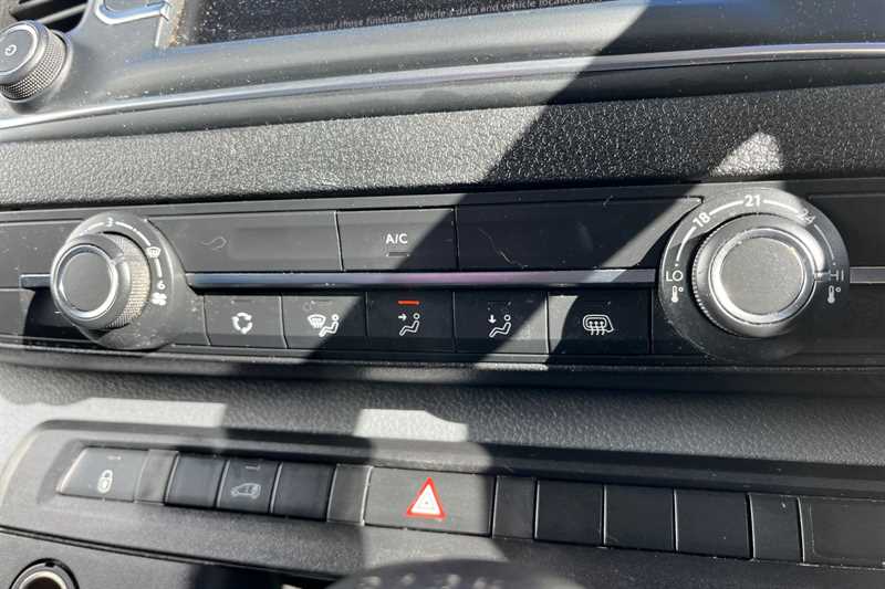 Used Vauxhall Vivaro 2023 for sale - 78076642: Photo 15