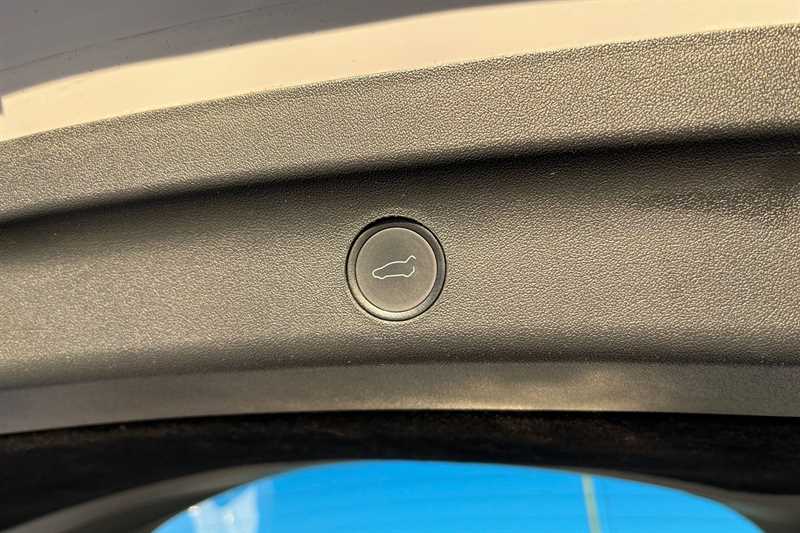 Used Tesla Model Y 2022 for sale - 77317647: Photo 39