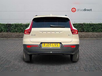 Used Volvo XC40 2025 for sale - 76939503: Photo