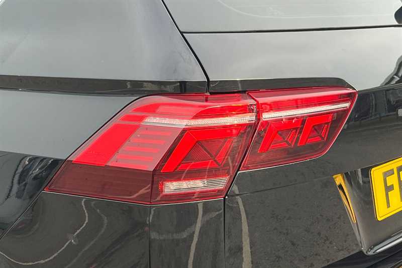 Used Volkswagen Tiguan 2023 for sale - 77758028: Photo 31