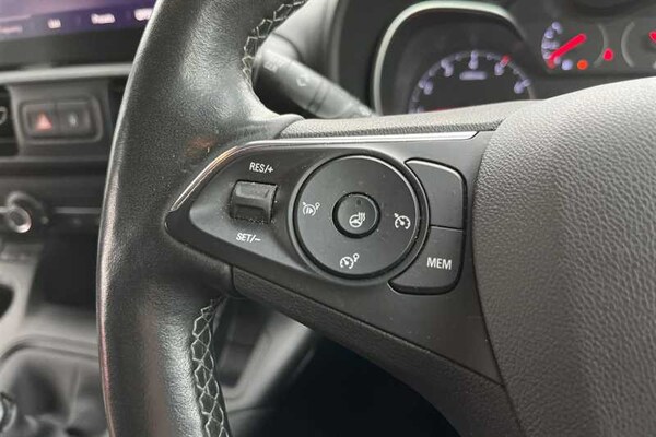 Used Vauxhall Combo Life 2022 for sale - 76125014: Photo 21