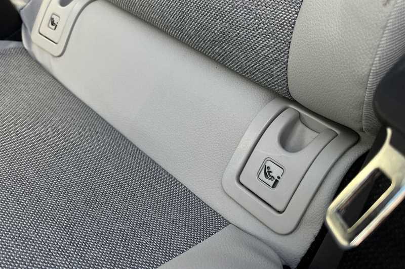 Used Toyota Yaris 2020 for sale - 76828702: Photo 39