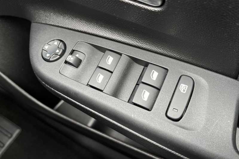 Used Vauxhall Corsa 2023 for sale - 78208096: Photo 16