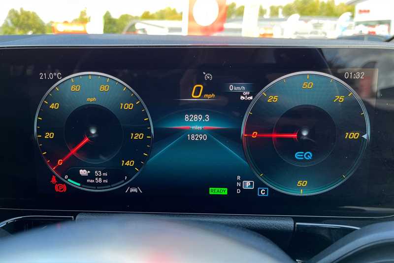 Used Mercedes-Benz EQA 2023 for sale - 76530851: Photo 20