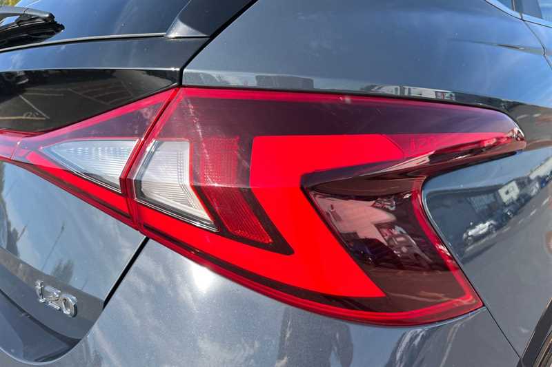 Used Hyundai i20 2022 for sale - 76930031: Photo 32