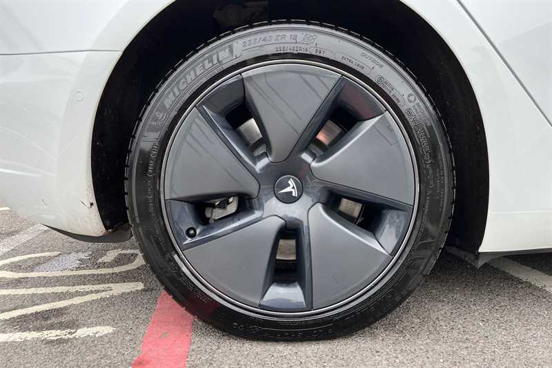 Used Tesla Model 3 2021 for sale - 77430136: Photo 11