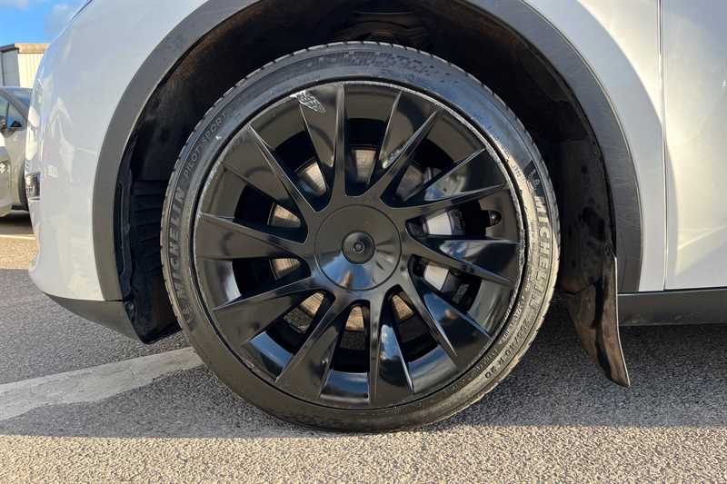 Used Tesla Model Y 2023 for sale - 76829073: Photo 9