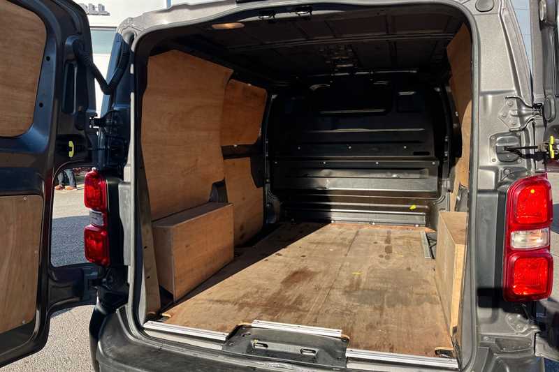 Used Vauxhall Vivaro 2023 for sale - 77416452: Photo 25