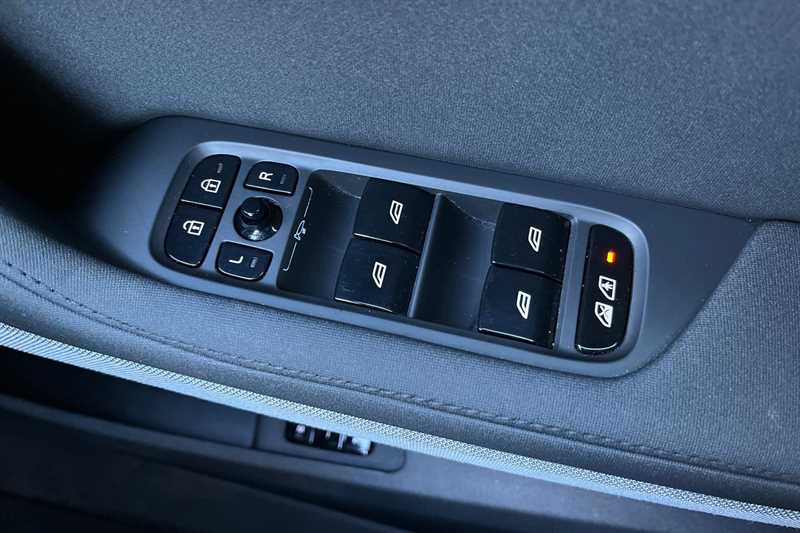 Used Polestar Polestar 2 2023 for sale - 77193880: Photo 16