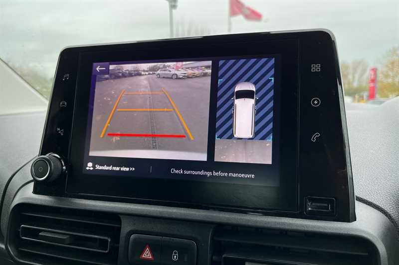 Used Vauxhall Combo Life Electric 2024 for sale - 76955596: Photo 19