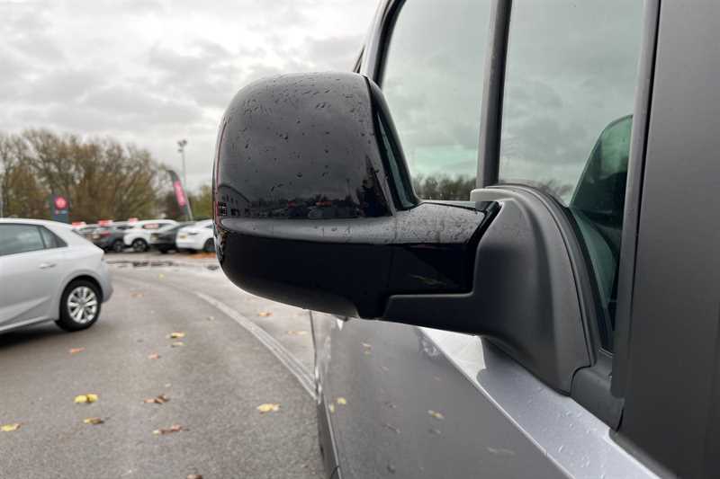 Used Vauxhall Combo Life Electric 2024 for sale - 76955596: Photo 34