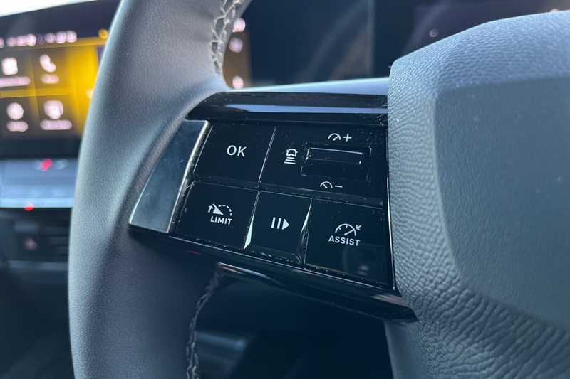 Used Vauxhall Astra 2024 for sale - 76955704: Photo 21