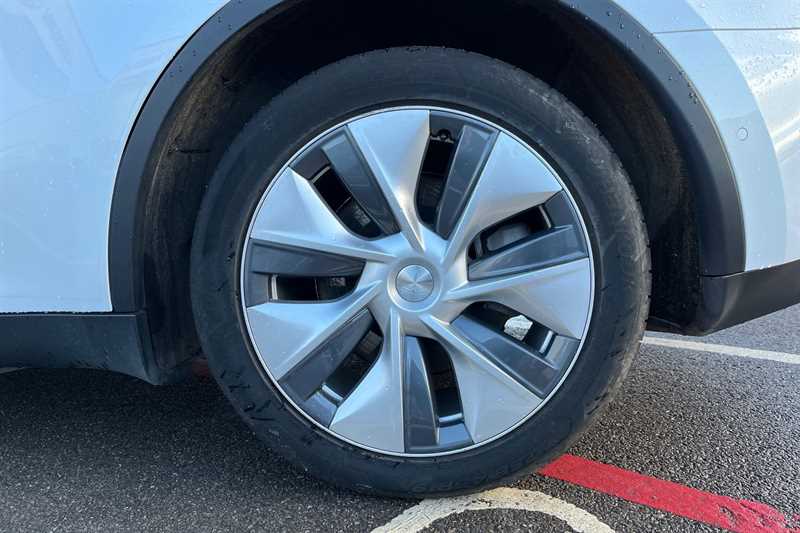 Used Tesla Model Y 2022 for sale - 76756841: Photo 10