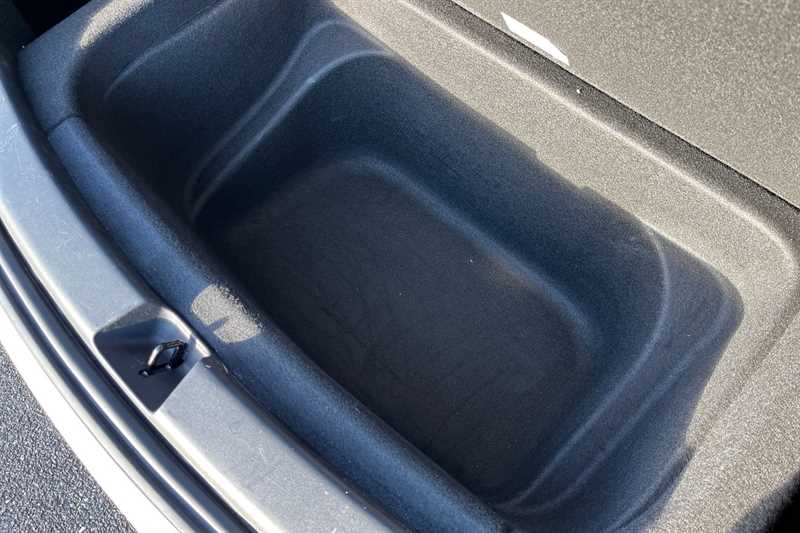 Used Tesla Model Y 2022 for sale - 76756841: Photo 37