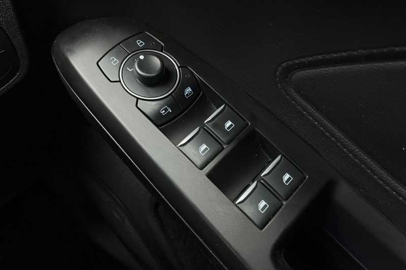 Used Ford Focus for sale - 76733910: Photo 16