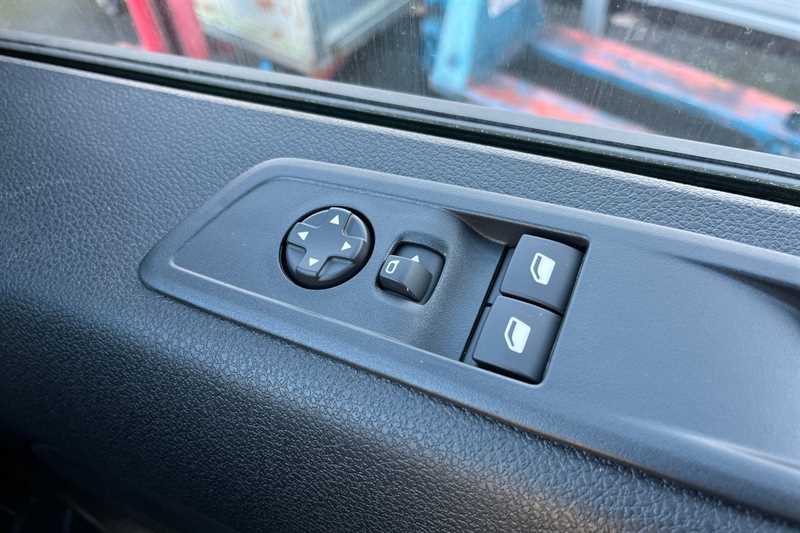 Used Vauxhall Vivaro 2026 for sale - 77843374: Photo 16