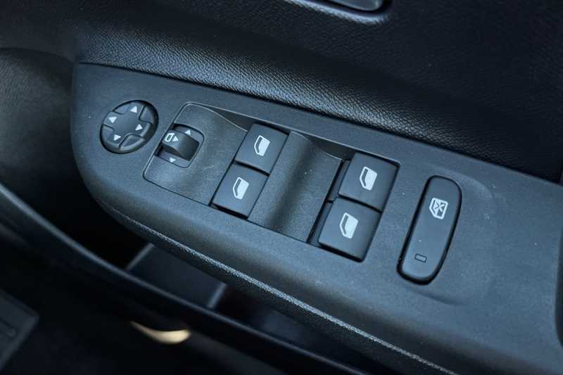 Used Vauxhall Corsa 2024 for sale - 77960268: Photo 16