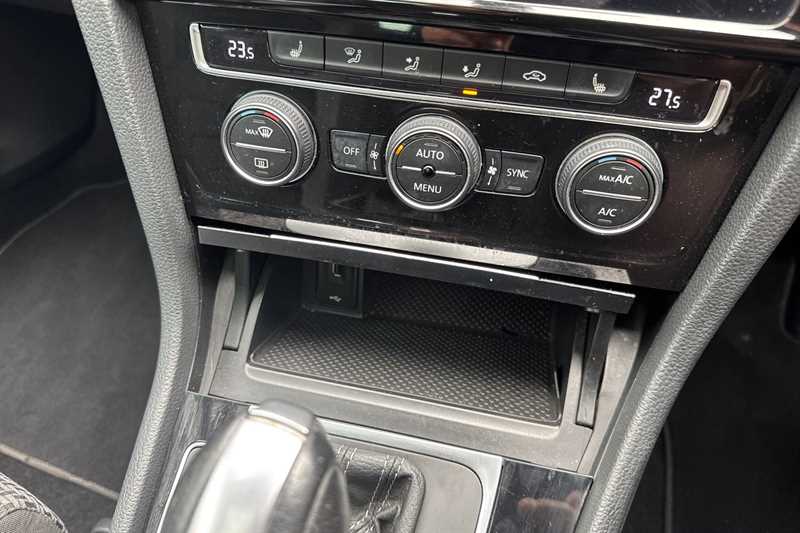 Used Volkswagen Golf 2020 for sale - 76530198: Photo 15