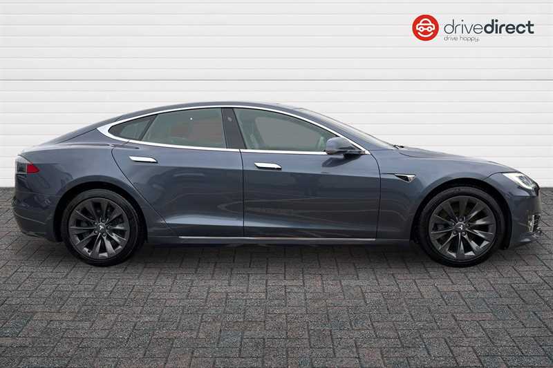 Used Tesla Model S 2020 for sale - 76298584: Photo 2