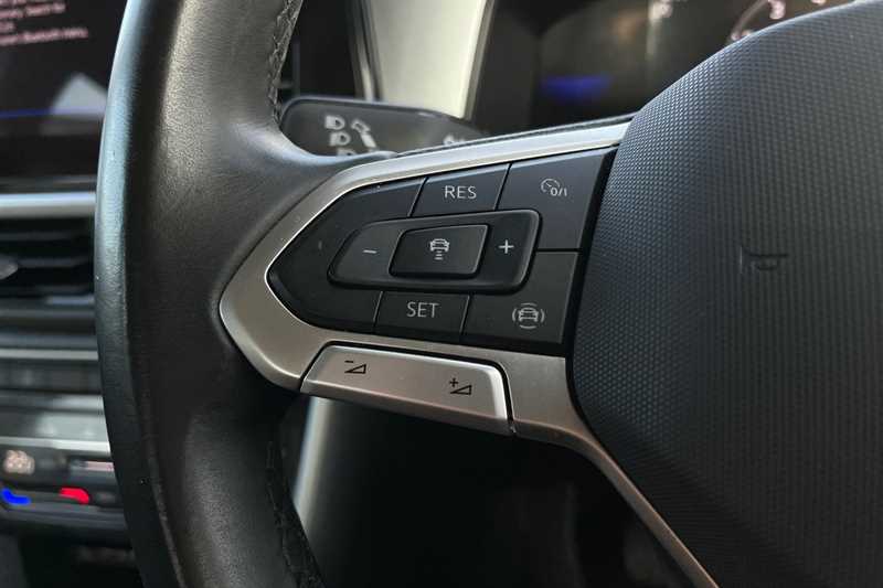 Used Volkswagen T-Roc 2023 for sale - 78222448: Photo 21