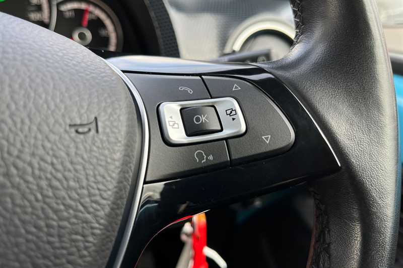 Used Volkswagen up! 2021 for sale - 77887788: Photo 22