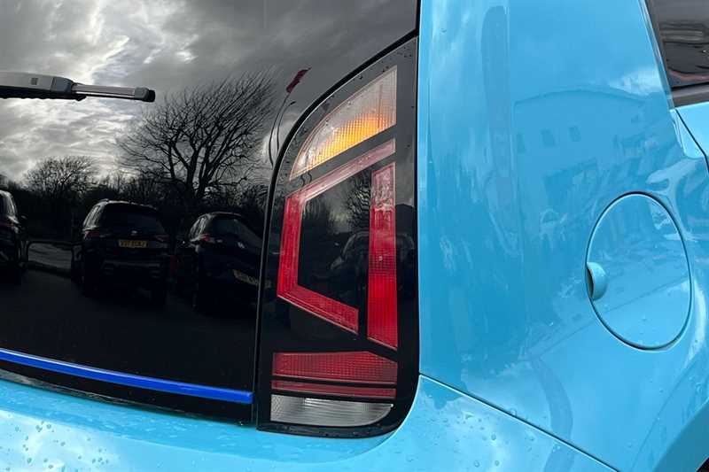 Used Volkswagen up! 2021 for sale - 77887788: Photo 32