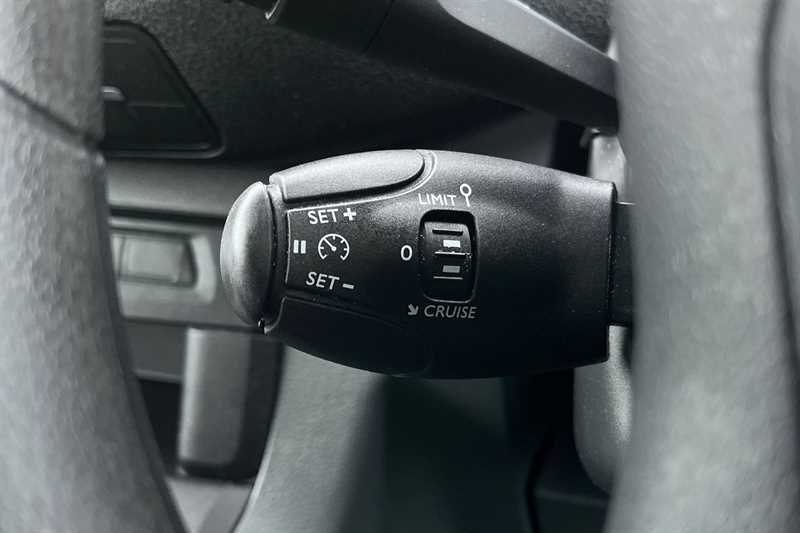 Used Vauxhall Vivaro Life 2022 for sale - 77700406: Photo 21