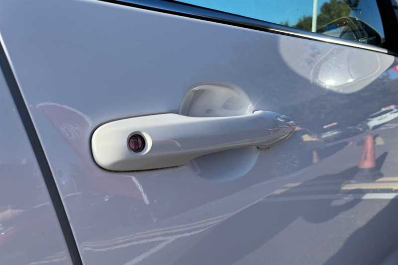 Used Toyota Yaris 2020 for sale - 76124989: Photo 33