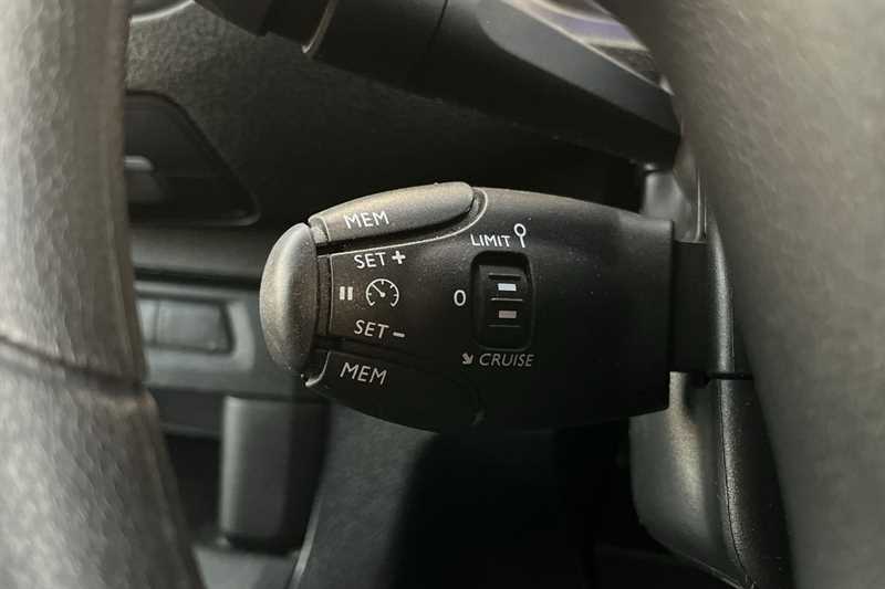 Used Vauxhall Vivaro 2023 for sale - 76929396: Photo 21
