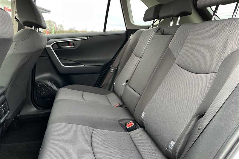 Used Toyota RAV4 2019 for sale - 77915222: Photo 24