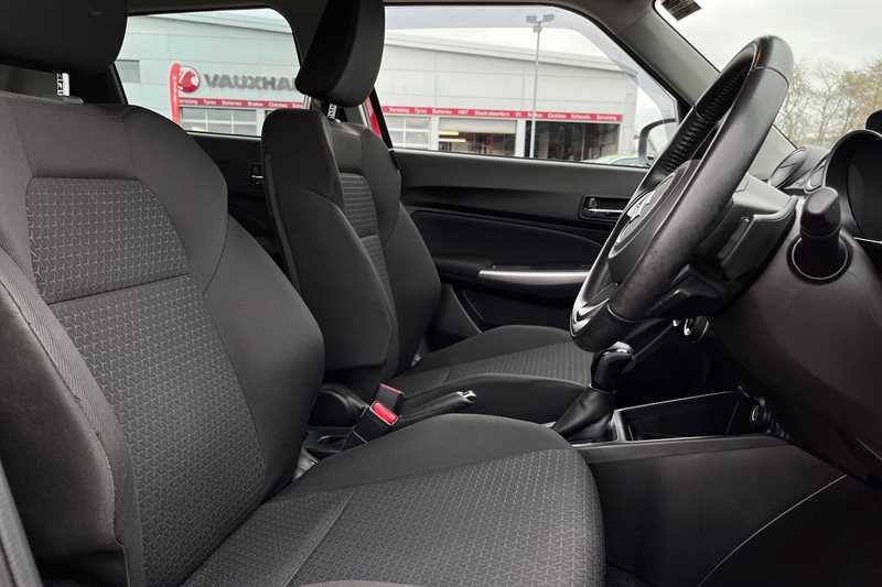 Used Suzuki Swift 2021 for sale - 77712648: Photo 23