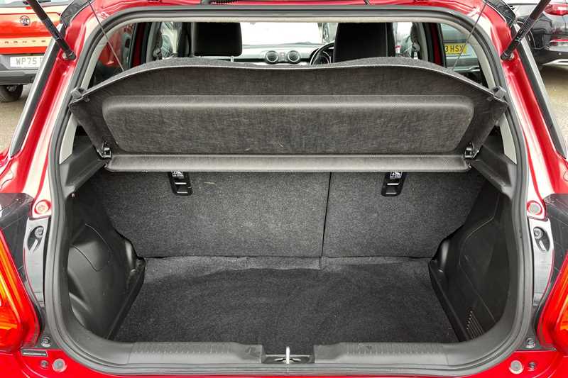 Used Suzuki Swift 2021 for sale - 77712648: Photo 25