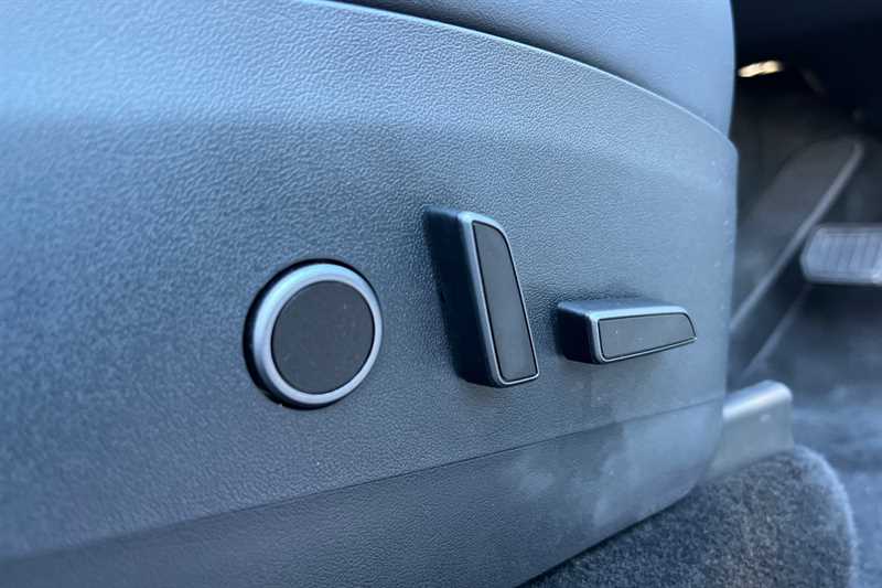 Used Tesla Model Y 2022 for sale - 76610037: Photo 26