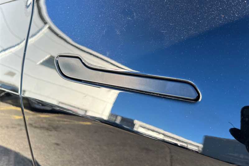 Used Tesla Model Y 2023 for sale - 76955822: Photo 33