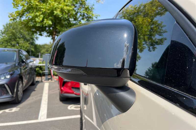 Used Volvo XC40 2025 for sale - 76956182: Photo 34