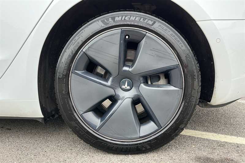 Used Tesla Model 3 2021 for sale - 77349529: Photo 10